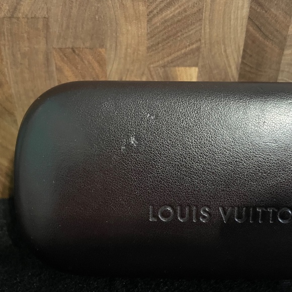 Louis Vuitton Aviator Sunglasses - Picture 3 of 12